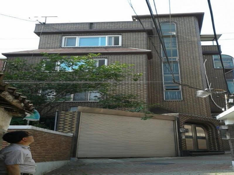 Alpha Guesthouse Seoul Exterior foto